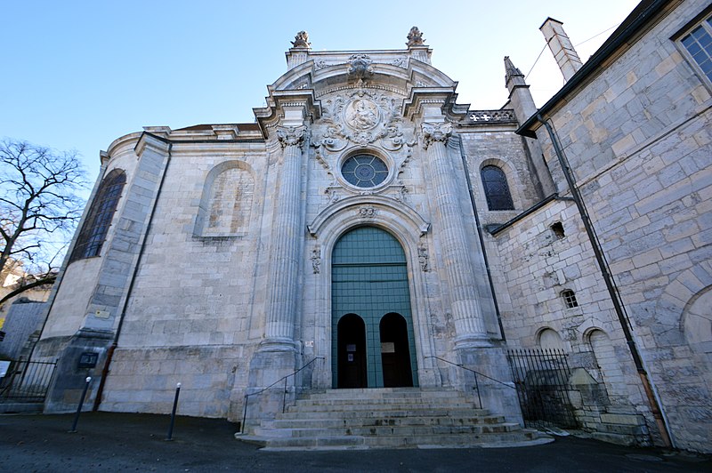 File:Besançon, la cathédrale Saint-Jean ; portail nord.jpg