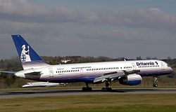 Посадка Boeing 757—200 авиакомпании Britannia Airways в международном аэропорте Бристоля, 2004 год