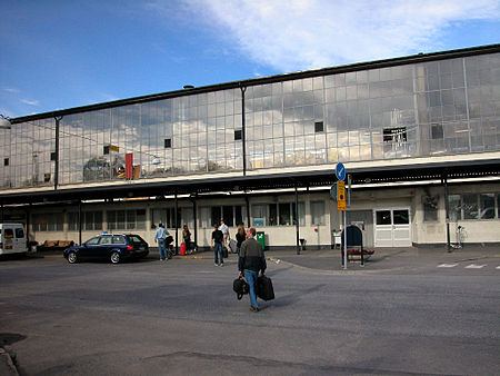 BrommaAirportTerminalEntrance KaptenKaos