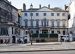 Cambridge House, Piccadilly (geografie 5299411) .jpg