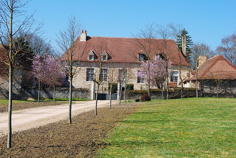 File:Château de Montchoisy.JPG