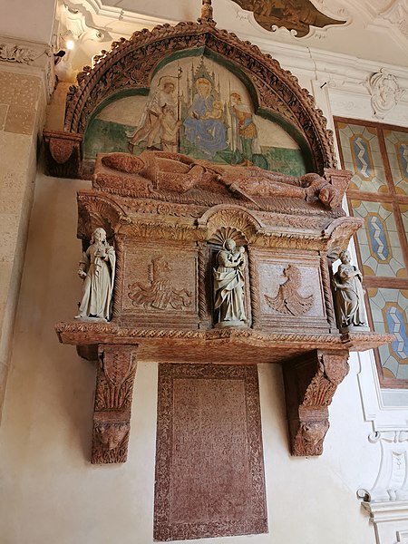 File:Chiesa di Santa Corona veduta 12.jpg