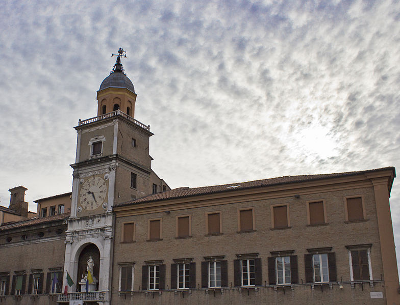 File:Comune modena.jpg