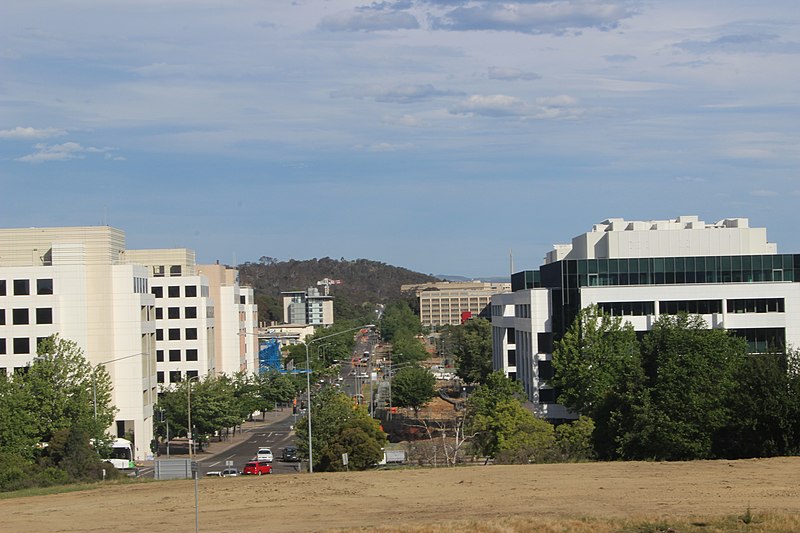 File:Constitution Avenue, Canberra from Civic Hill, October 2014.JPG