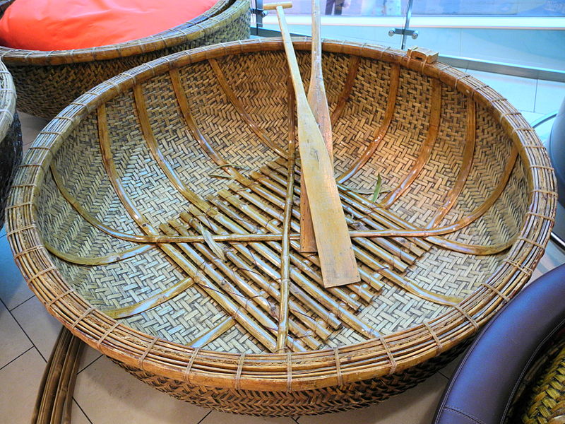 File:Coracle - Seedamm-Center 2012-06-11 15-43-36 (P7000).JPG