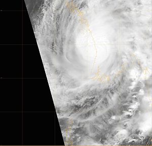 Cyclone Mala making landfall in Rakhine State on April 29 Cyclone Mala on April 29, 2006 at 0633 UTC.jpg