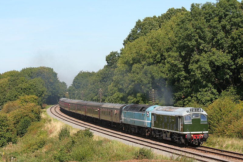 File:D5185 and 47714 Great Central Railway.jpg