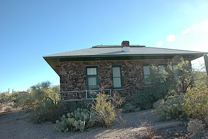 How to get to Desert Laboratory with public transit - About the place