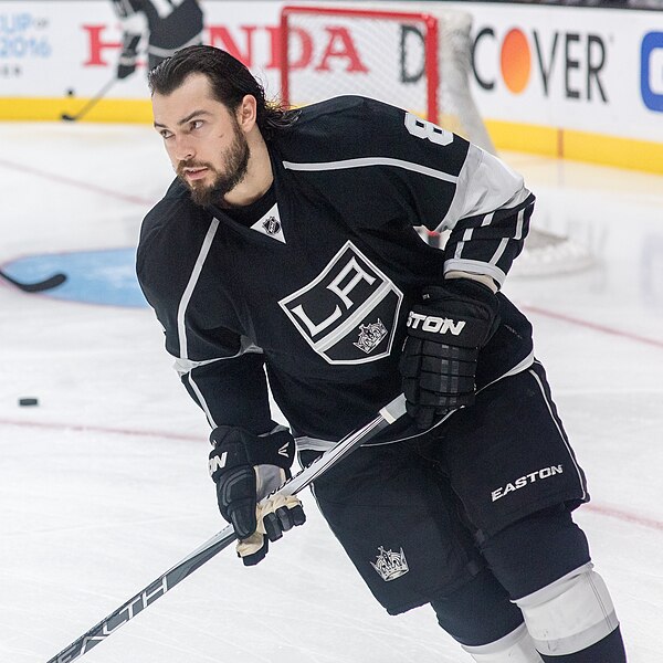 Doughty with the Los Angeles Kings in April 2016