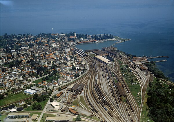 aerial view (1981)