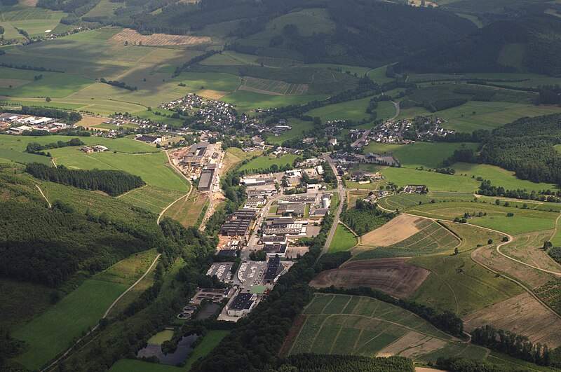 File:Eslohe-Bremke Gewerbegebiet Sauerland Ost 866 pk.jpg