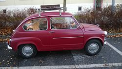 Fiat 600 car.jpg