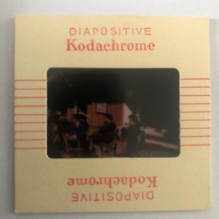 File:Formats diapositives Kodachrome - T1 recto.jpg