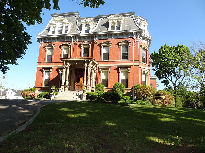 File:Franco American School; southeast (front) side; Lowell, MA; 2012-05-19.JPG