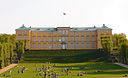 Frederiksberg Slot set fra plænen.jpg