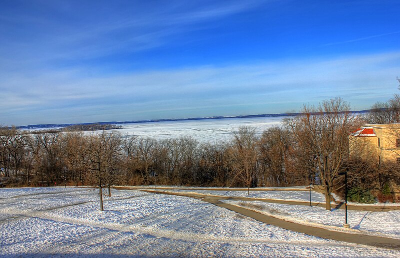 File:Gfp-Overlooking frozen Mendota in the winter, Madison, Wisconsin.jpg