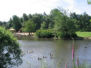 <span class="mw-page-title-main">Golden Acre Park</span> Park in Leeds, England