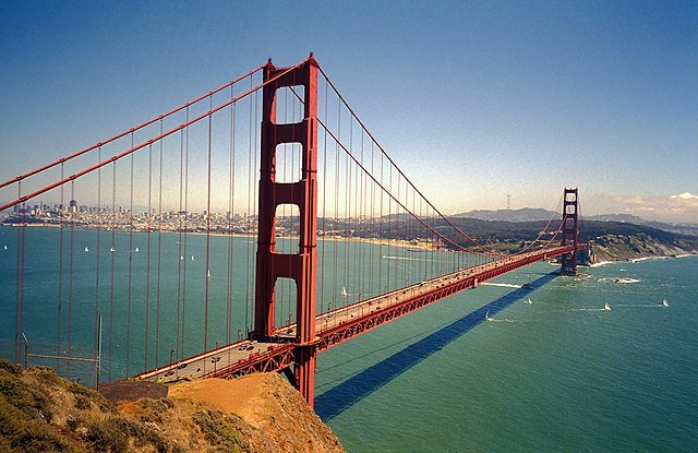 The Golden Gate Bridge, which carries US 101 and SR 1 between San Francisco and Marin County