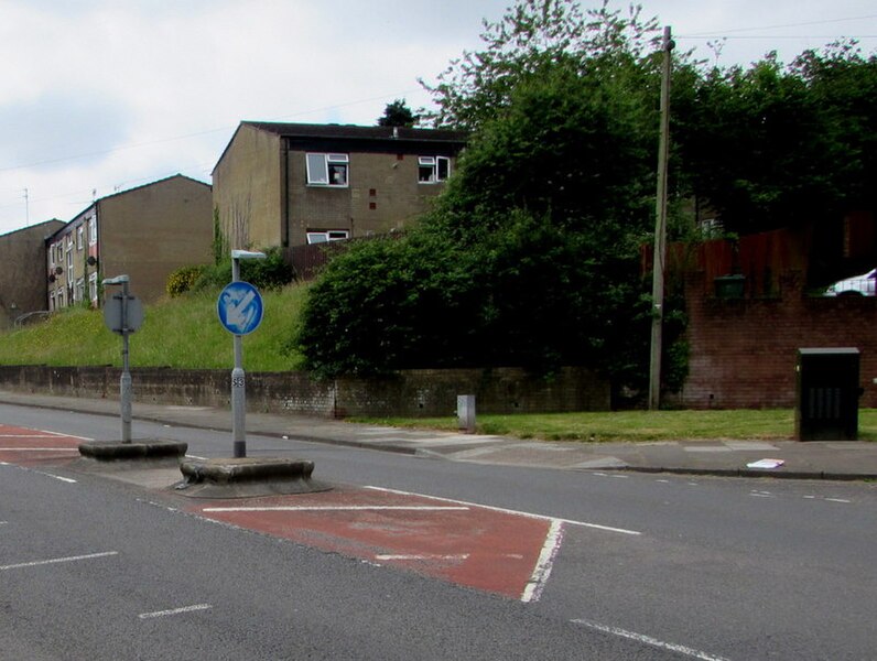 File:Greenway Road pedestrian refuge, Cardiff - geograph.org.uk - 5437261.jpg