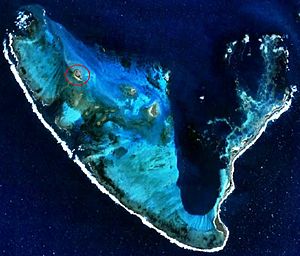 Gun-saaren sijainti (ympyröity) Pelsaertin saarten luoteisosassa.