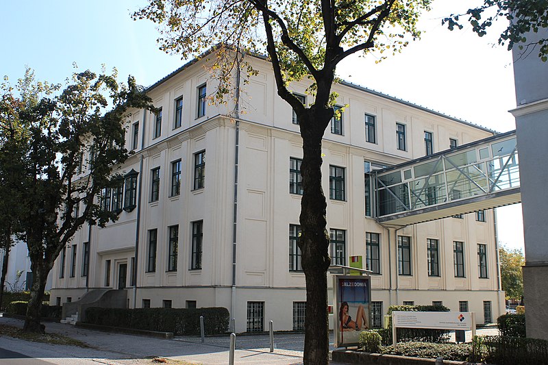 File:HBLA Villach2.JPG