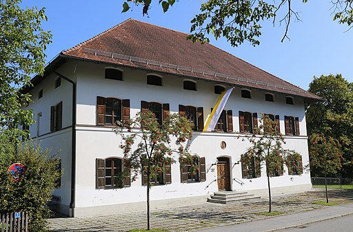 Hauptstr. 3 Pfarrhaus Au Bad Feilnbach-1