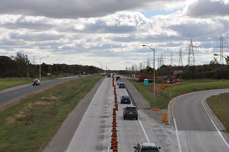 File:Highbury Southbound.JPG