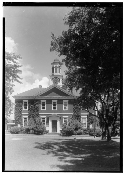 File:Historic American Buildings Survey, Thomas T. Waterman, Photographer 1939 GENERAL VIEW. - Chowan County Courthouse, East King Street, Edenton, Chowan County, NC HABS NC,21-EDET,2-2.tif