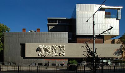 Ian Potter Museum of Art, Swanston St