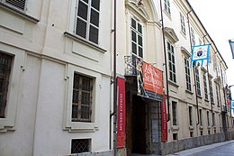 Indgang til Palazzo Mazzetti.jpg