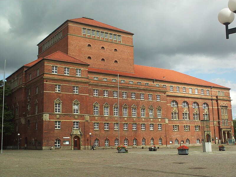 File:Kiel theater.jpg