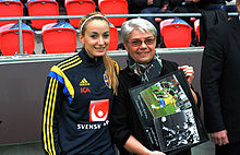 Kosovare Asllani ve Ann Jansson.jpg