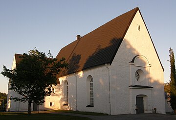 Fil:Lövånger_kyrka.jpg