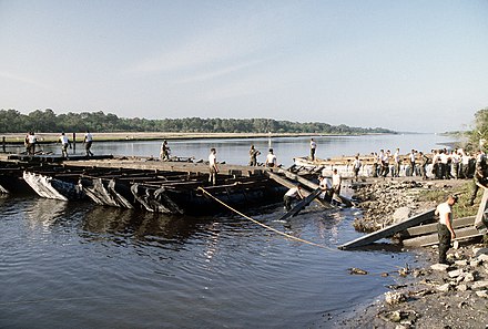 M4T6 pontoon bridge 1983