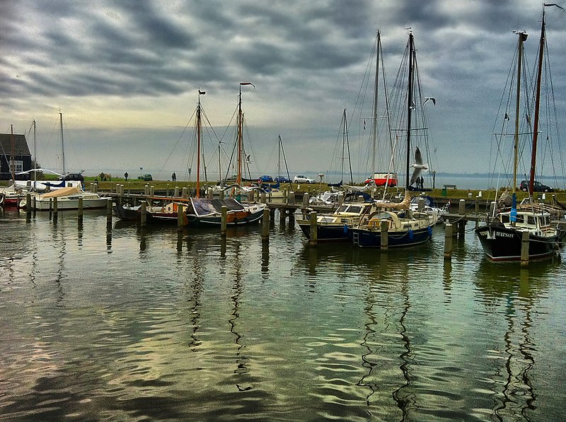 File:Marken, novembro de 2011 - panoramio (8).jpg