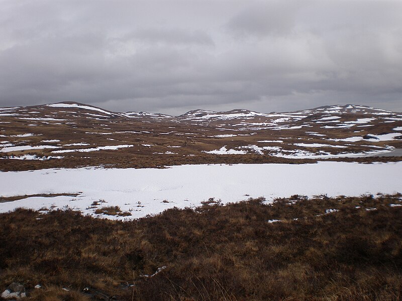 File:Meall nan Aighean across Moorland from Loch ma Stac Track - geograph.org.uk - 1760410.jpg