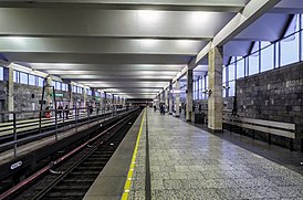 Metro SPB Line3 Rybatskoe Platform.jpg
