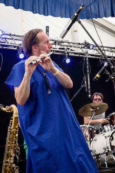 File:Monobo Son Brass Wiesn 2015-3.jpg