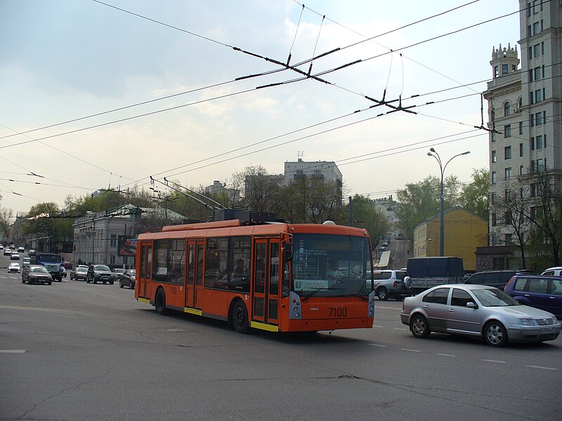 File:Moscow trolleybus Trolza-5265 7100 2006-05 1146919135 Tagansky District.JPG