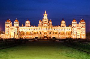 Mysore Palace Night.jpg