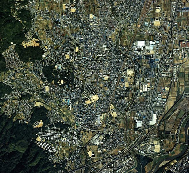 File:Nagaokakyo city center area Aerial photograph.1987.jpg