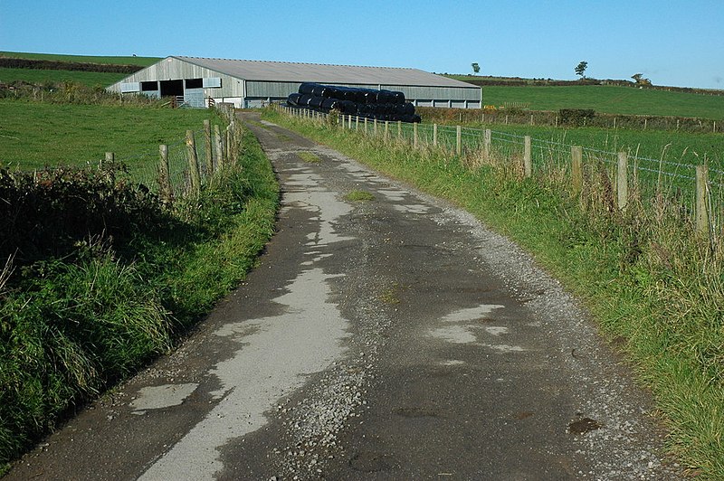 File:New barn, Penterry Farm - geograph.org.uk - 2126800.jpg