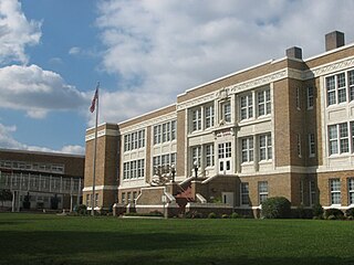 <span class="mw-page-title-main">New Hanover High School</span> Public school in Wilmington, North Carolina, United States