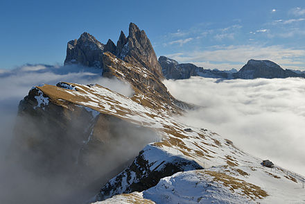 Early morning mist on the Odles and Stevia peaks in Val Gardena/Gröden: From left to right: Sass Rigais, Gran Fermeda, Col dala Pieres