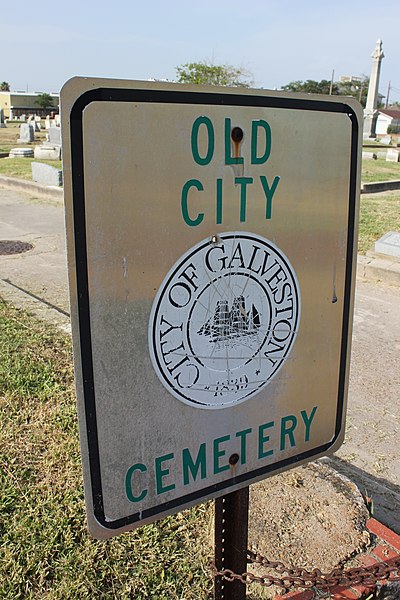 File:Old City Cemetery, Galveston, Texas (8176508488).jpg