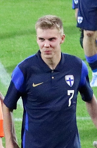 <span class="mw-page-title-main">Oliver Antman</span> Finnish footballer (born 2001)