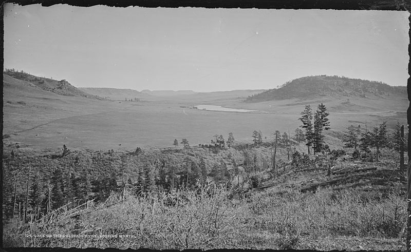 File:Palmer Lake on the Colorado Divide, looking north. El Paso County, Colorado. - NARA - 517065.jpg