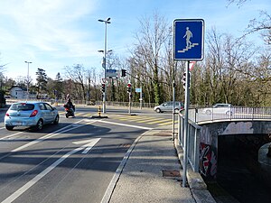 4.12 Passage souterrain pour piétons à gauche