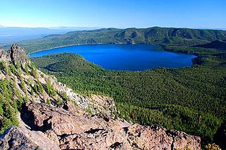 <span class="mw-page-title-main">Paulina Lake</span> Crater lake in Oregon, United States