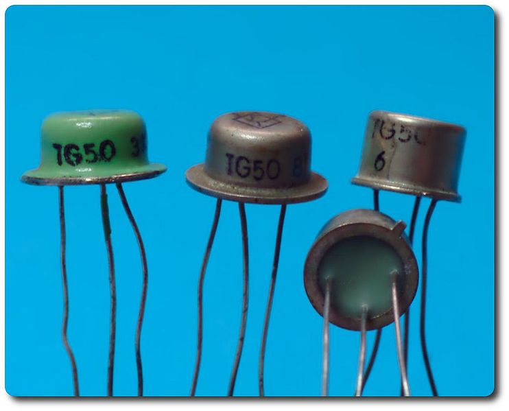 File:Polis germanium transistors TG50.jpg